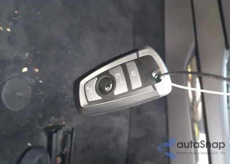 2011 BMW 750Li xDrive z USA, uszkodzony, nr VIN WBAKC8C57BC434226